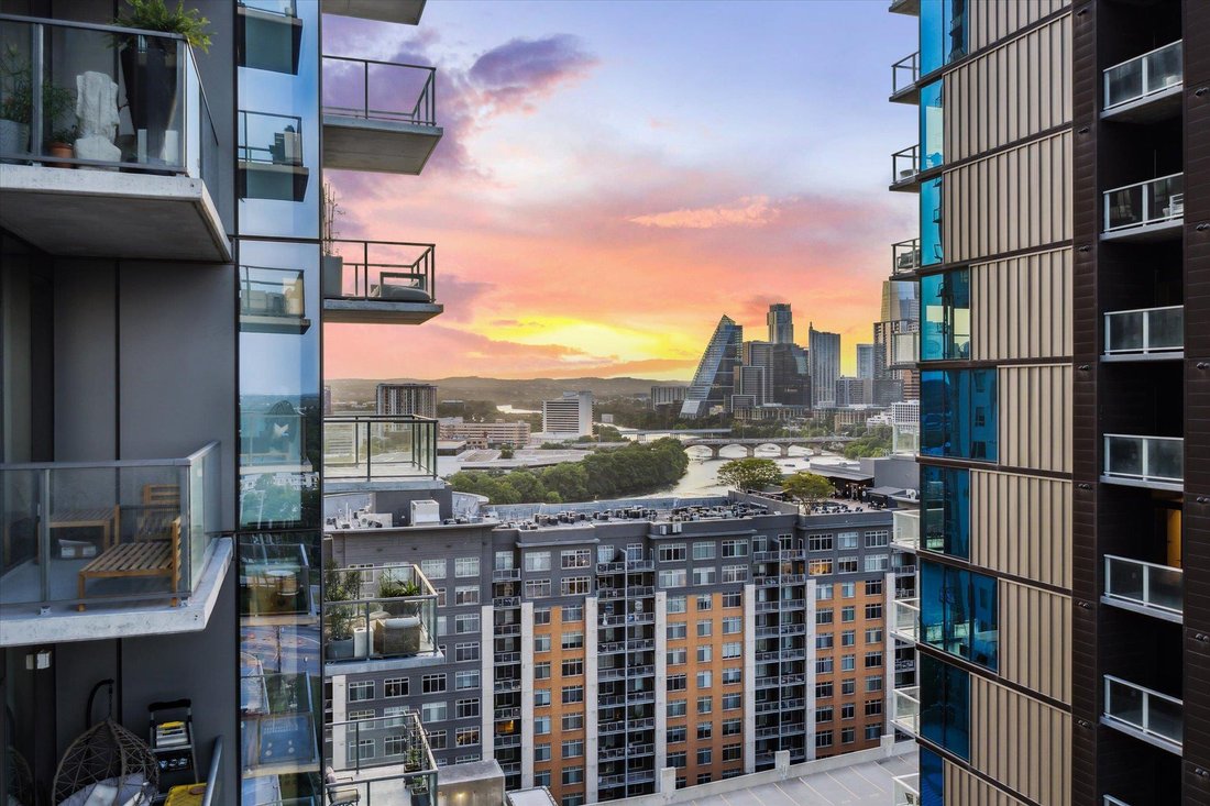 Condo in Austin, Texas, United States 2 - 18353613