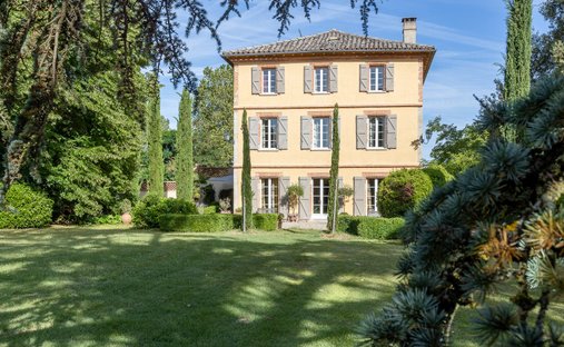 House in Centre Ville, Lavaur, France 1