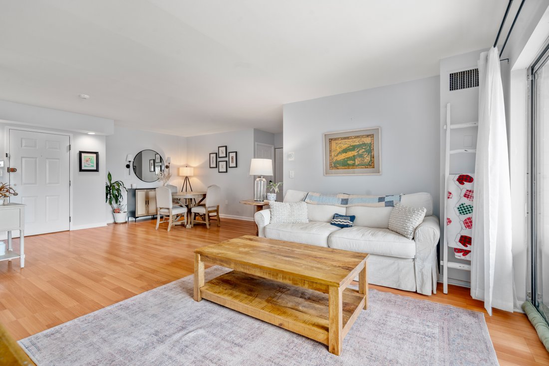 Condo in Chelsea, Massachusetts, United States 1 - 18356738