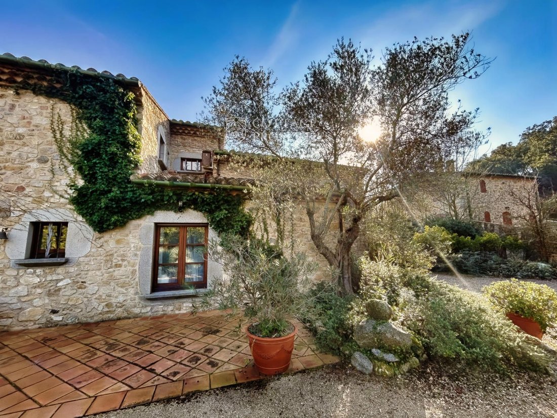 Finca in Agullana, Catalonia, Spain 2 - 18352807