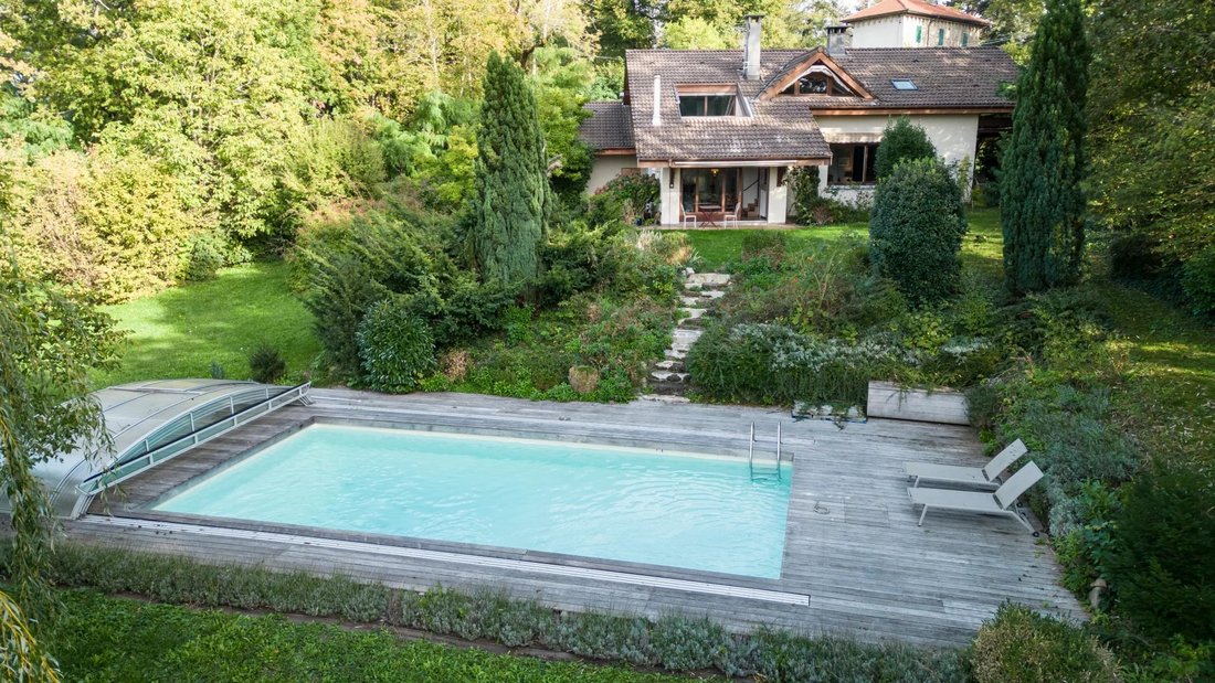 House in Vétraz-Monthoux, Auvergne-Rhône-Alpes, France 1 - 18353109