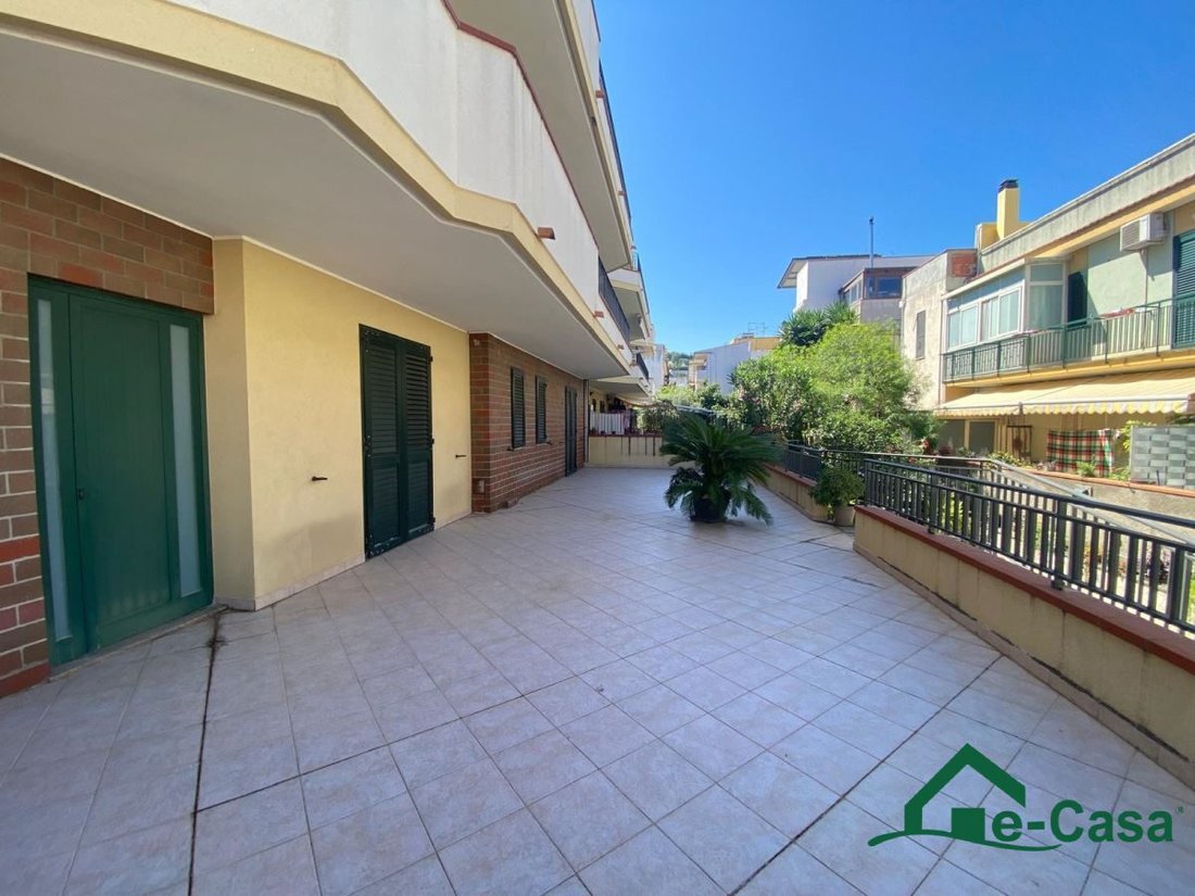 Estate in Villafranca Tirrena, Sicily, Italy 4 - 15798029