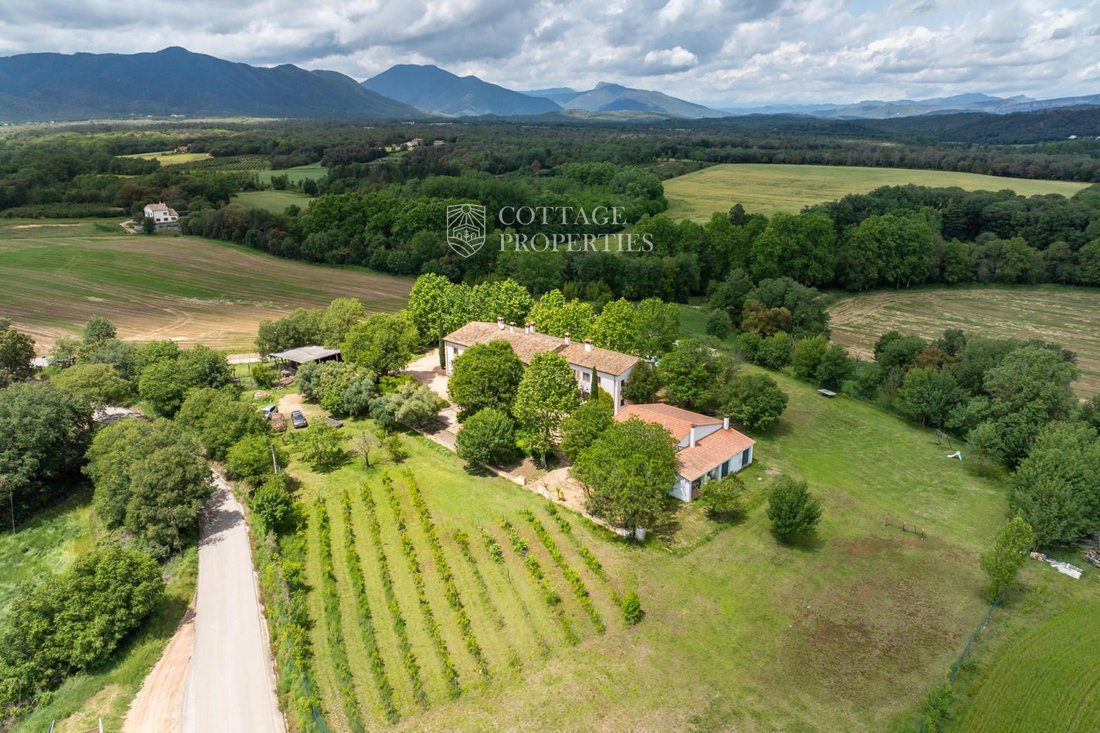 Country House in Brunyola i Sant Marti Sapresa, Catalonia, Spain 4 - 18352975