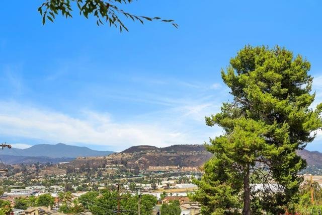 House in Santee, California, United States 3 - 18331571
