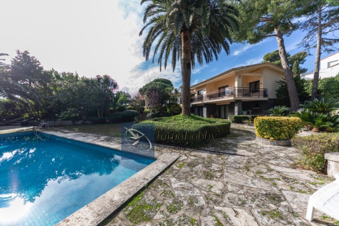 Villa in s'Agaro, Platja d'Aro, Catalonia 1 - 18351293