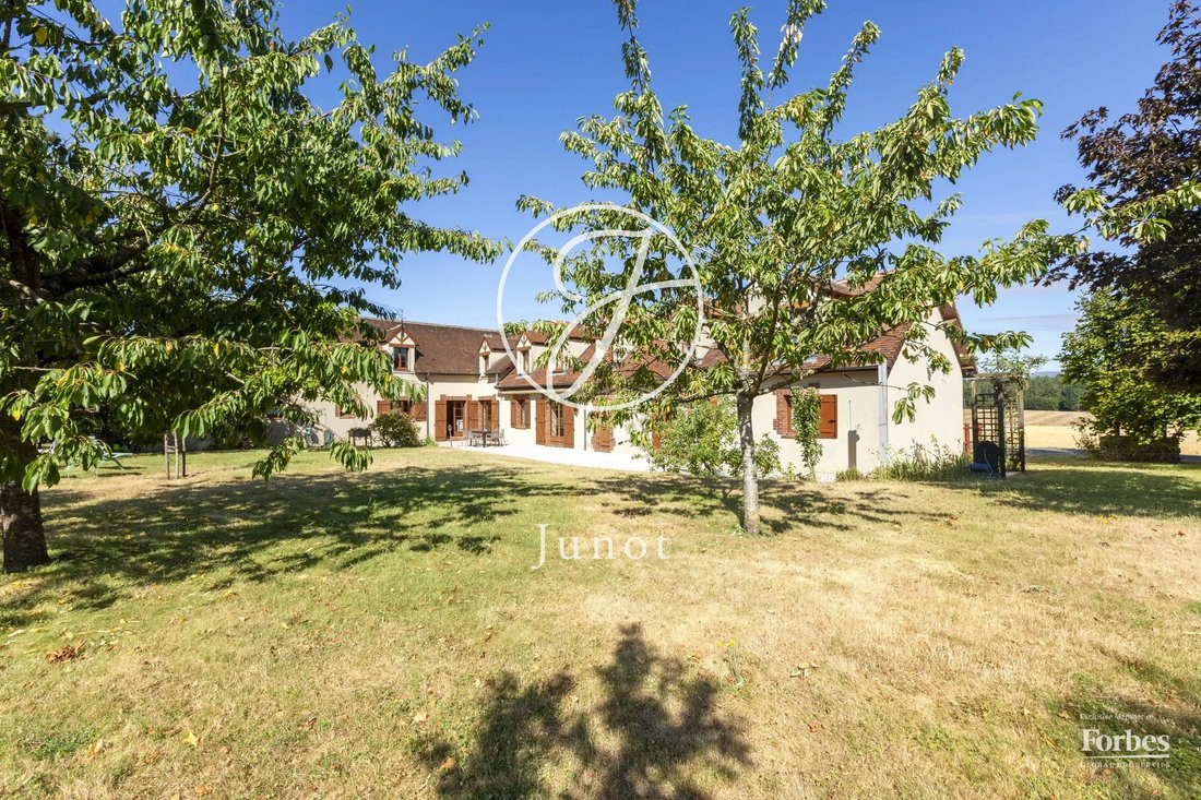 House in Gerard Yvon, Vendôme, France 2 - 18352180