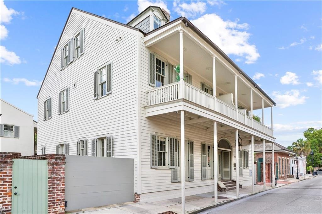 Condo in New Orleans, Louisiana, United States 1 - 18355106