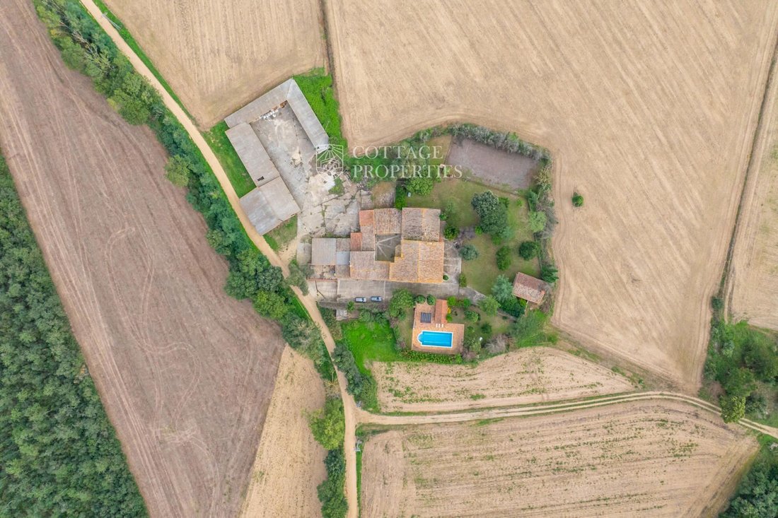 Finca in Llagostera, Catalonia, Spain 2 - 18352705