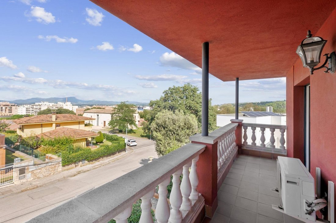 Villa in Girona, Catalonia, Spain 4 - 18351396