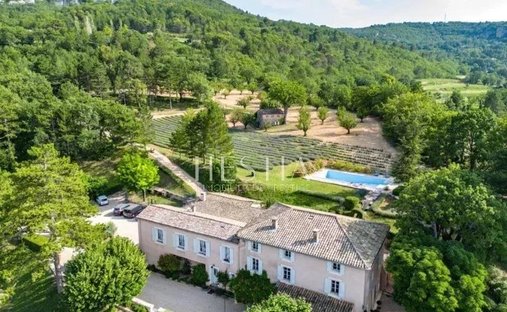 Casa di campagna a Saignon, Provenza-Alpi-Costa Azzurra, Francia 1