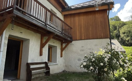 House in Valloire, Auvergne-Rhône-Alpes, France 1