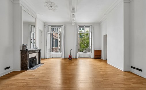 Apartment in Lorette-Martyrs, Paris 9e Arrondissement, Paris 1