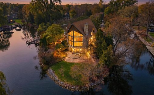 House in Oshkosh, Wisconsin, United States 1