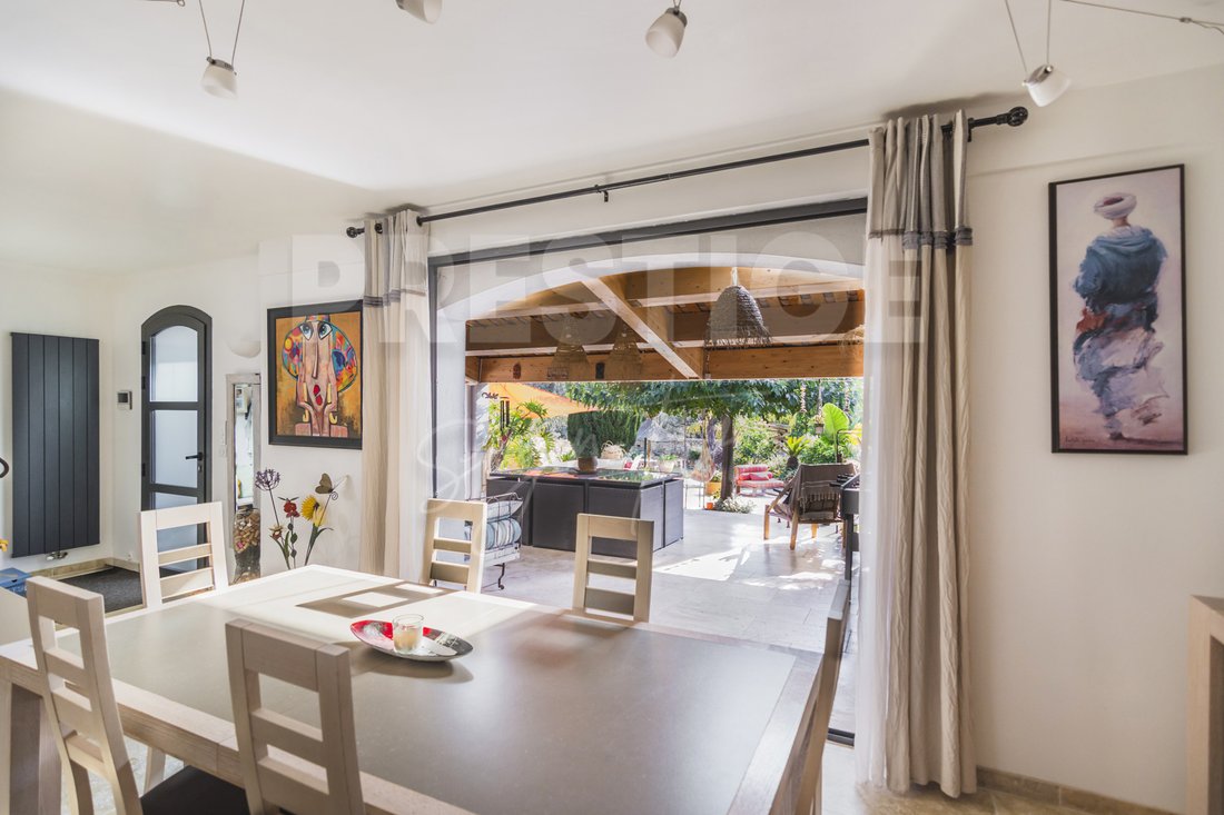 Villa in Nord, Sanary-sur-Mer, France 4 - 18354182