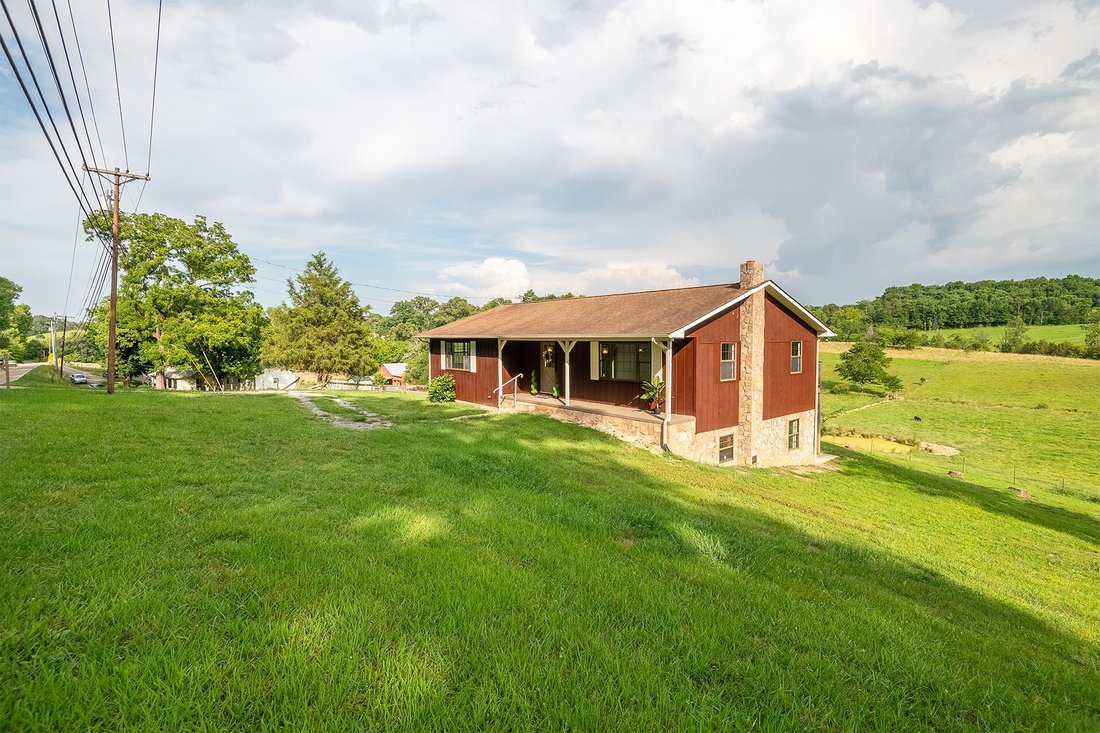 House in Greeneville, Tennessee, United States 4 - 18354144