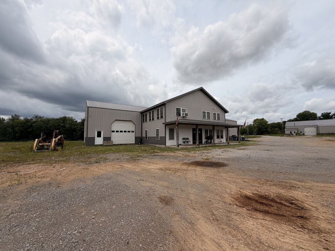 House in Oak Grove, Kentucky, United States 2 - 18354174