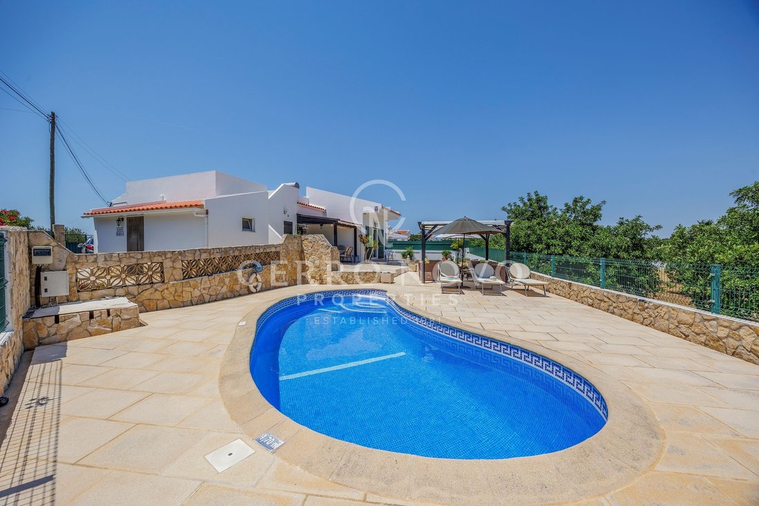 Villa in Guia, Algarve, Portugal 1 - 18352971