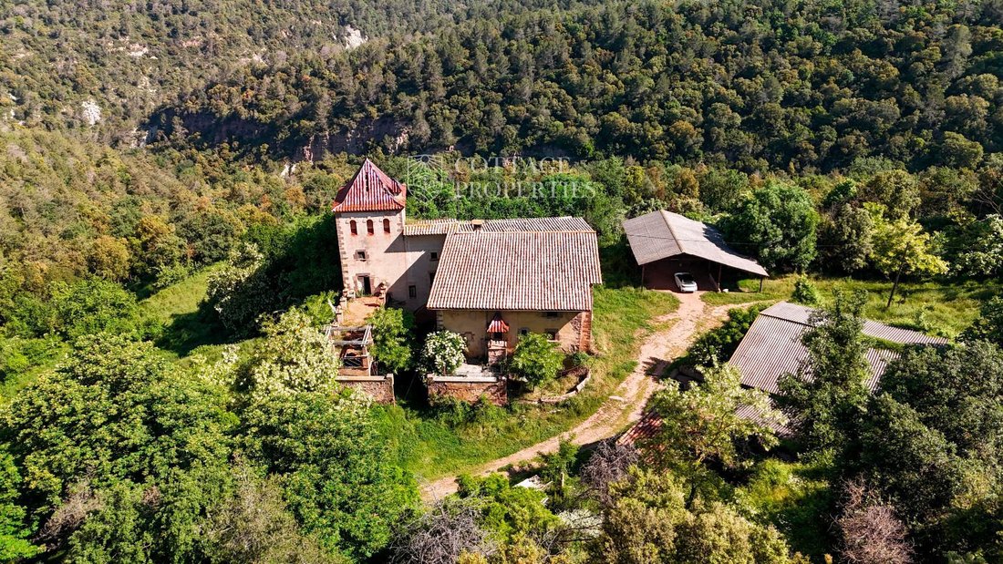 Finca in Moia, Catalonia, Spain 1 - 18352916
