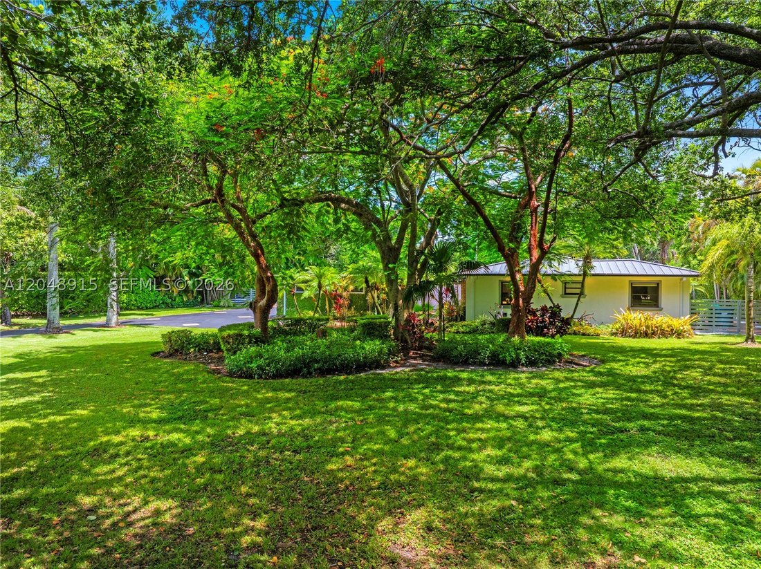 House in Miami, Florida, United States 4 - 18354249