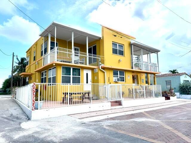 Hollywood, Florida, United States 4 - 17958589