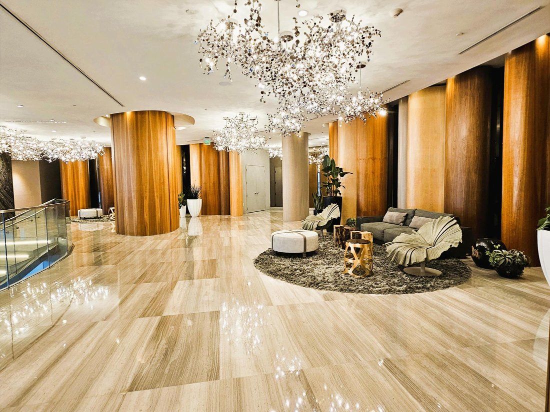 Condo in Miami, Florida, United States 5 - 18353514