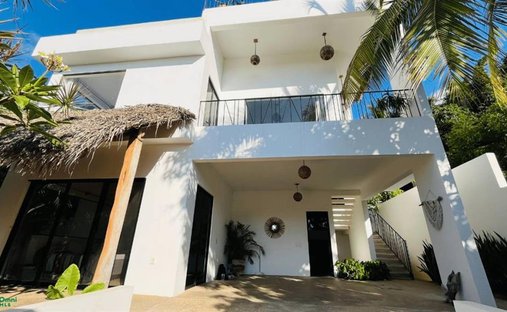 Casa en Brisas de Zicatela, Oaxaca, México 1