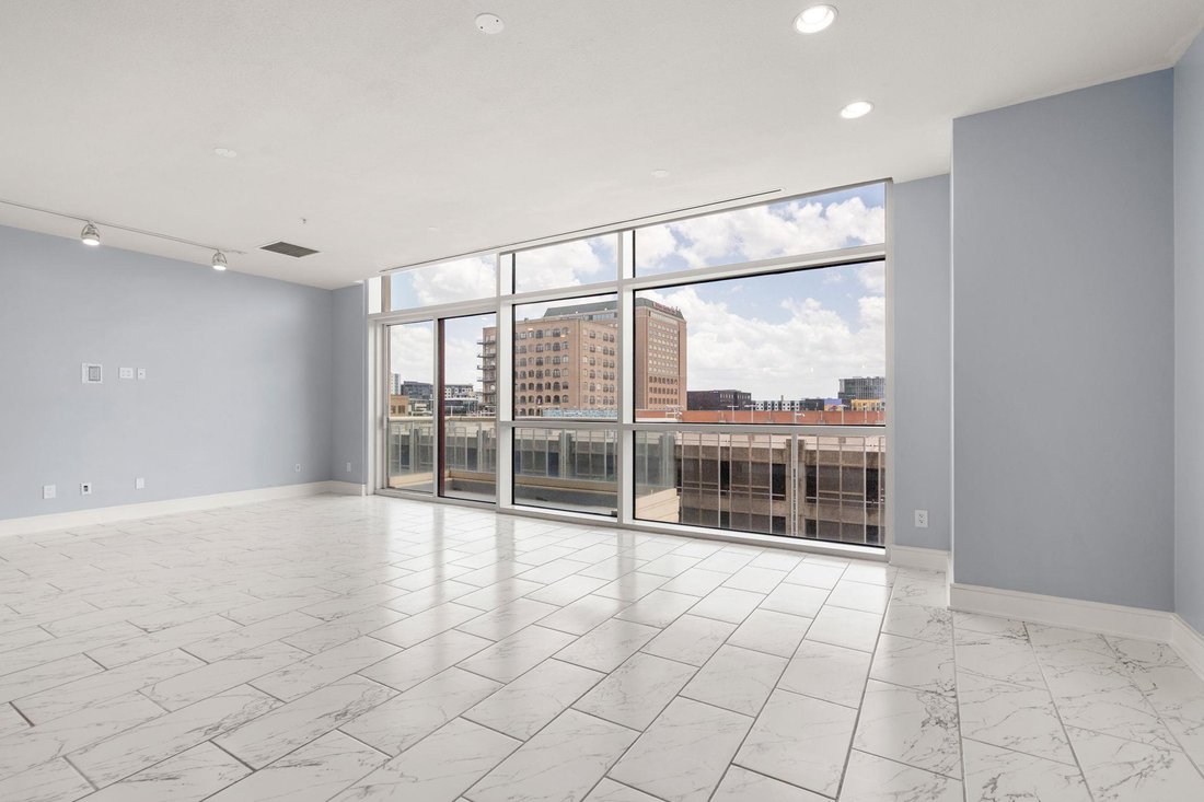 Condo in Austin, Texas, United States 5 - 18353576