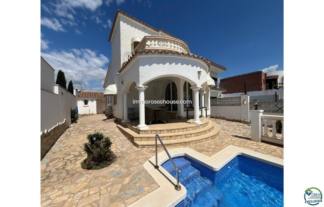 House in Empuriabrava, Catalonia, Spain 1 - 18351613