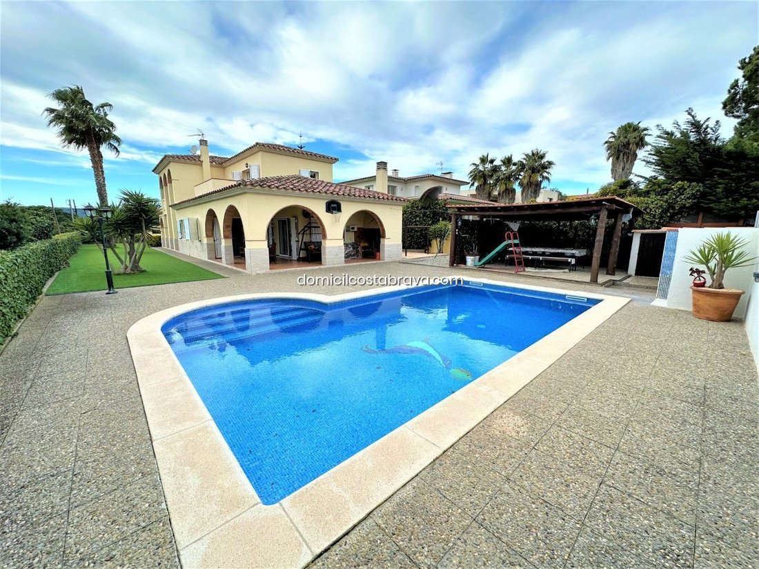 House in Calonge i Sant Antoni, Catalonia, Spain 2 - 18351223