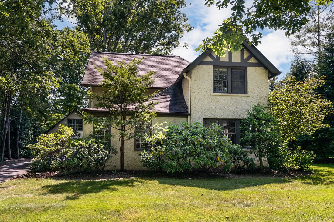 House in Asheville, North Carolina, United States 5 - 18350785