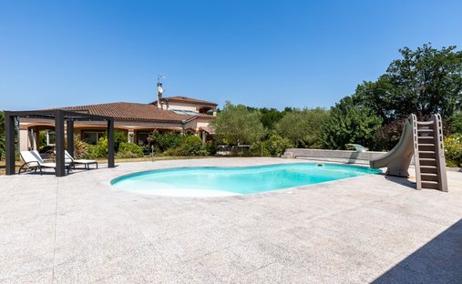 House in Centre Ville, Lavaur, France 1