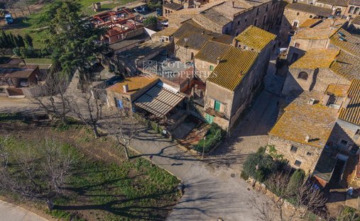 Finca in Peratallada, Forallac, Catalonia 1