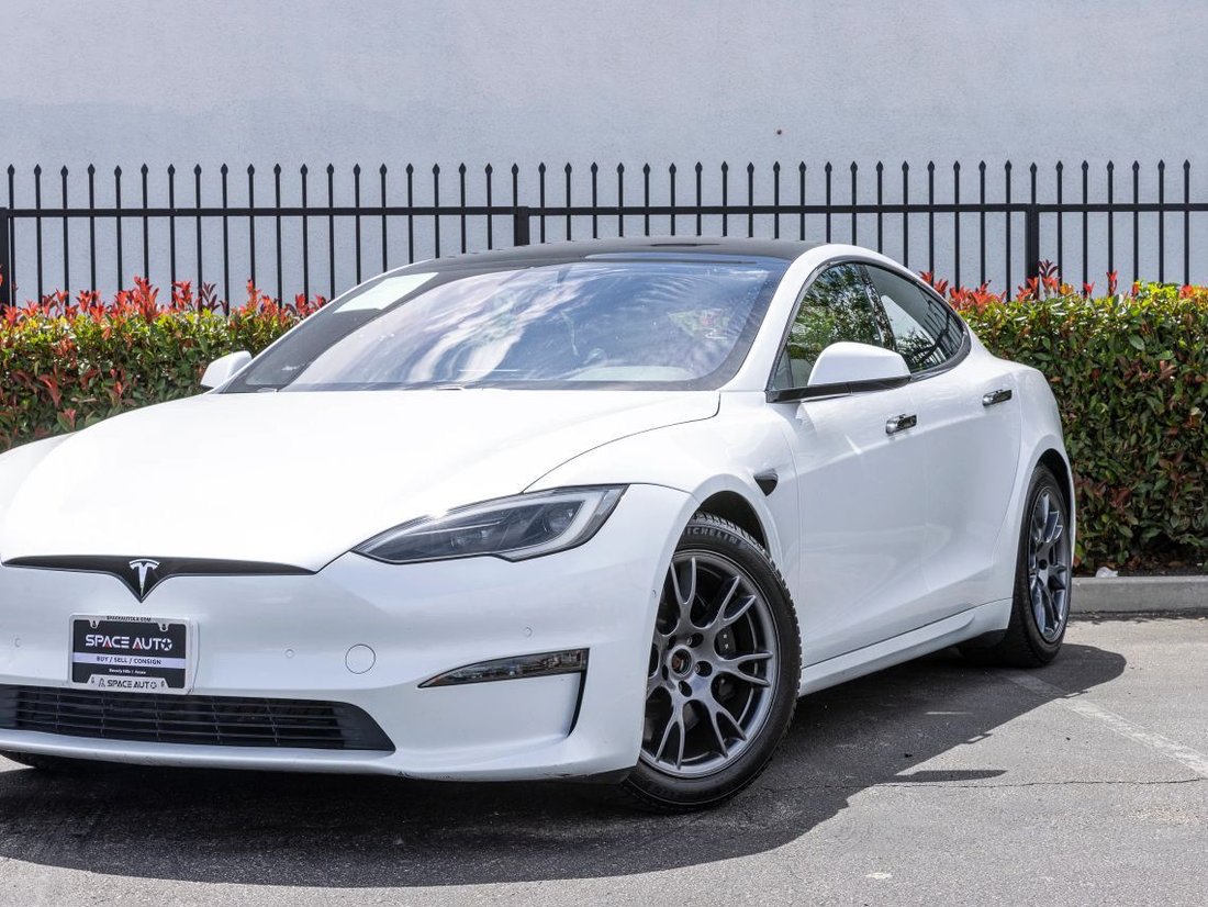 Sedan in Azusa, CA, United States 5 - 18344665