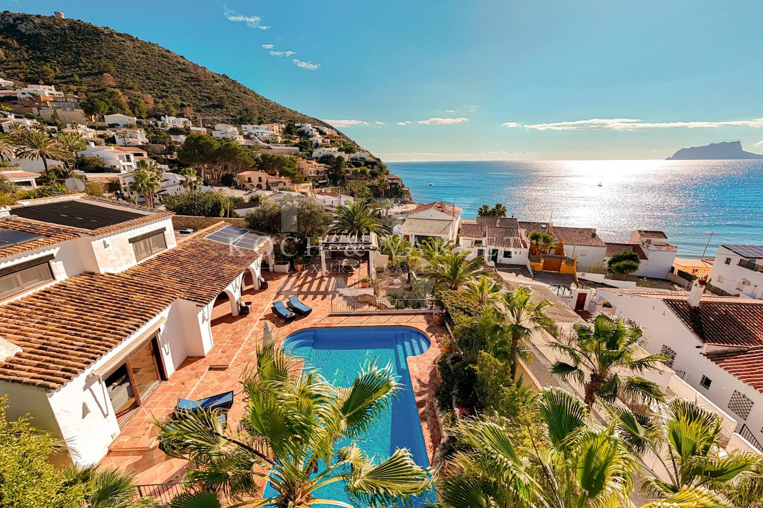 Villa in Moraira, Teulada, Valencian Community 1 - 18355712