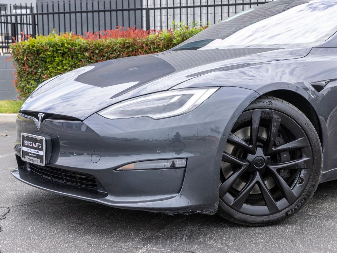 Sedan in Azusa, CA, United States 5 - 18344668