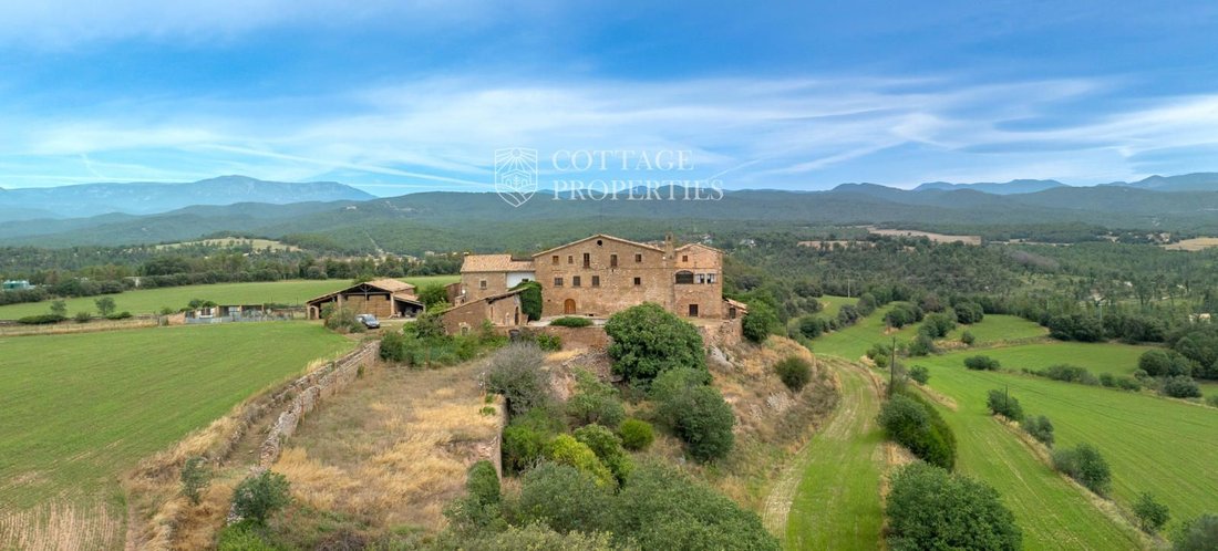 Country House in la Coma i la Pedra, Catalonia, Spain 2 - 18352987
