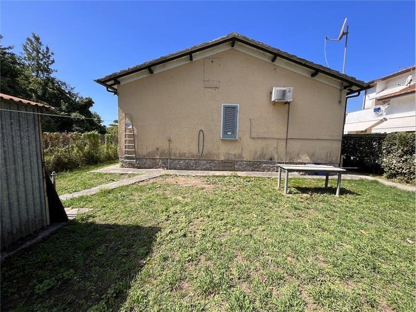 Villa in Center, Forte dei Marmi, Tuscany 3 - 18350960