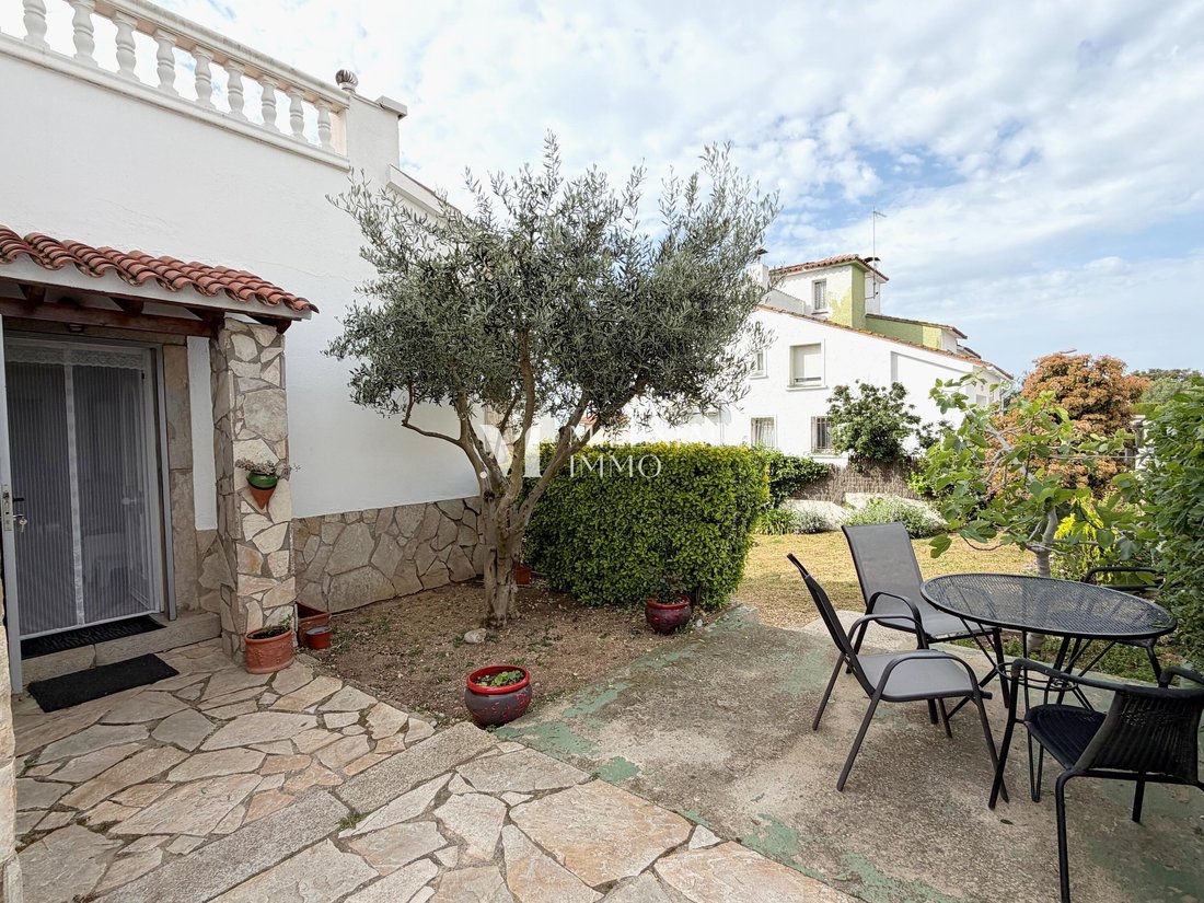 Villa in Roses, Catalonia, Spain 3 - 18351647