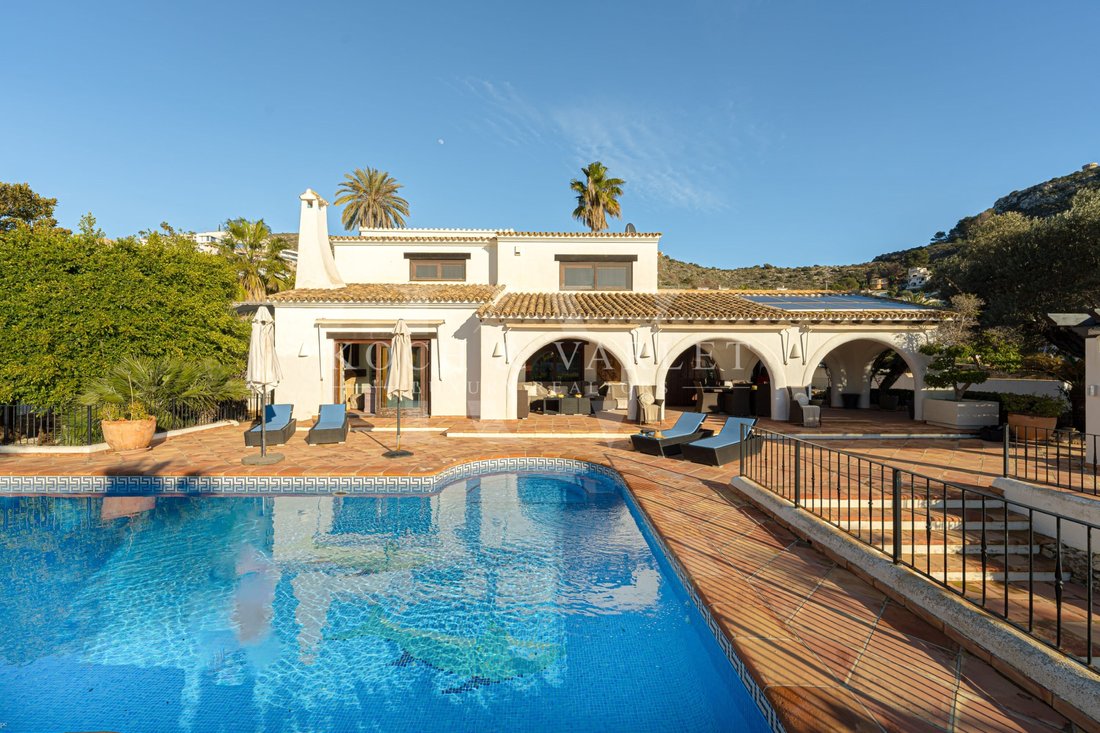 Villa in Moraira, Teulada, Valencian Community 4 - 18355712