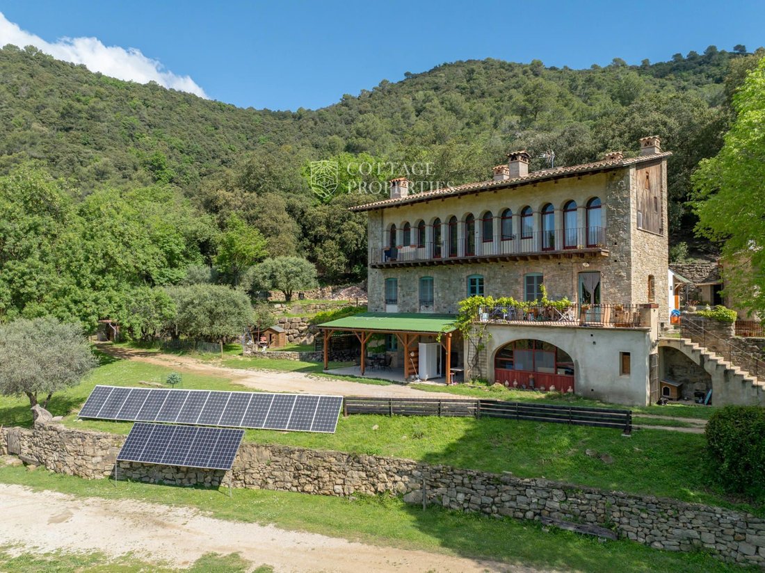 Apartment in Banyoles (District), Banyoles, Spain 1 - 18353098