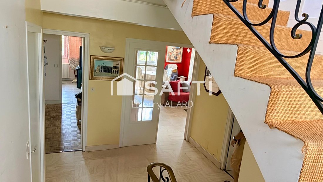 House in Domont, Ile-de-France, France 5 - 18353026