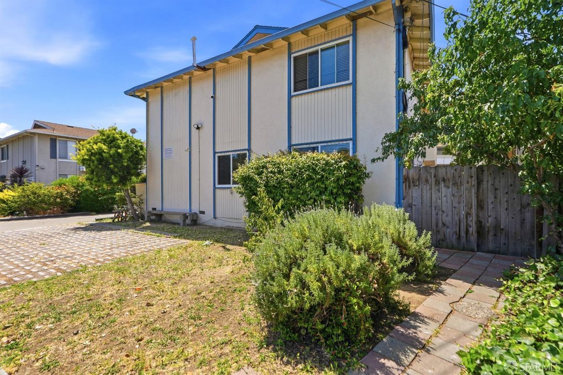 House in Hayward, California, United States 4 - 18350767