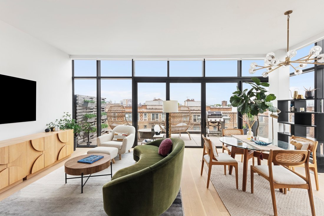 Condo in New York, New York, United States 1 - 18352529