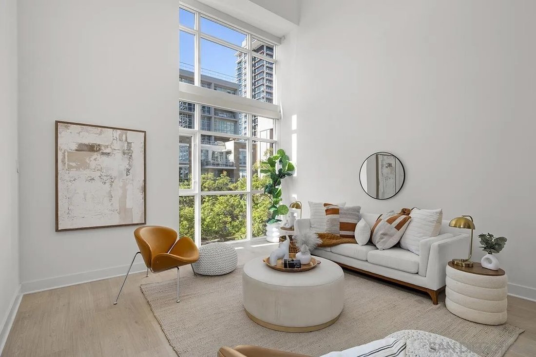 Condo in San Diego, California, United States 1 - 18354830