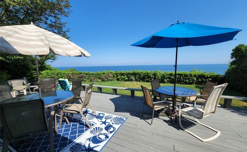 House in Sound Beach, New York, United States 1