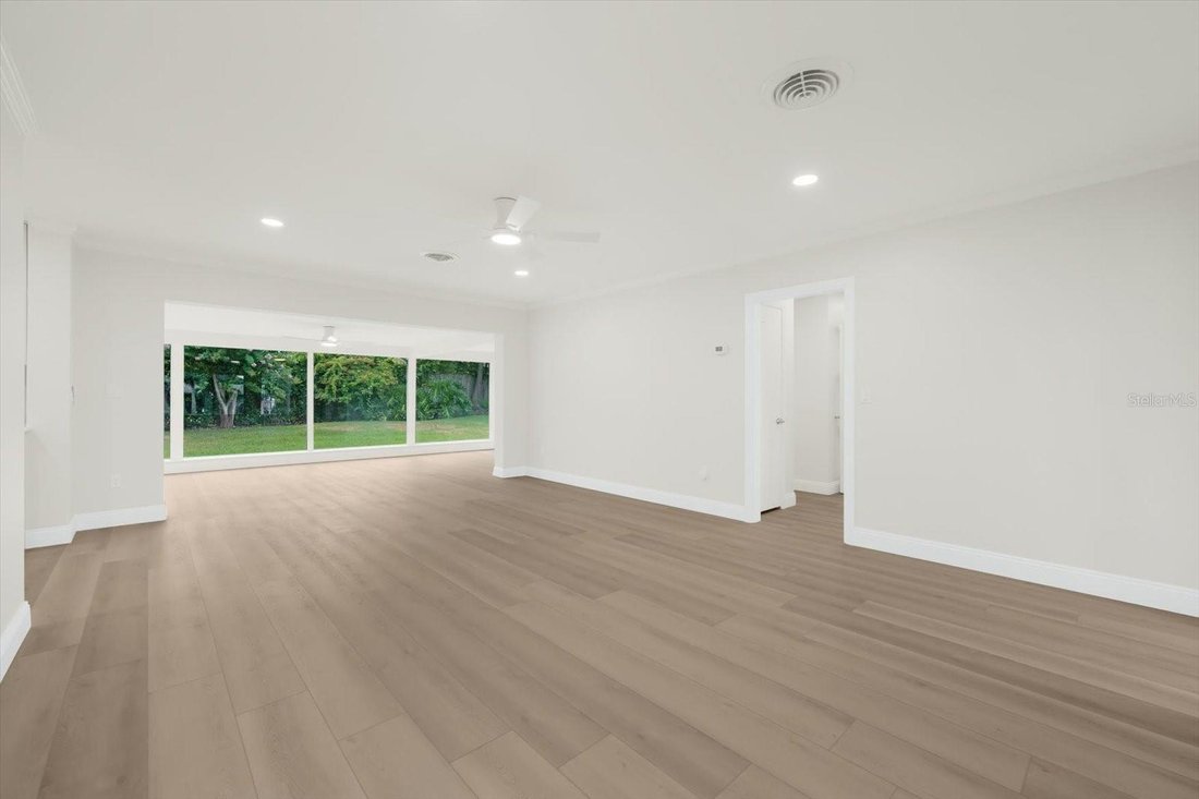 House in Largo, Florida, United States 5 - 18353780