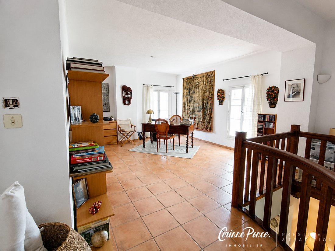 Appartement à Aigues-Vives, Occitanie, France 3 - 18352075