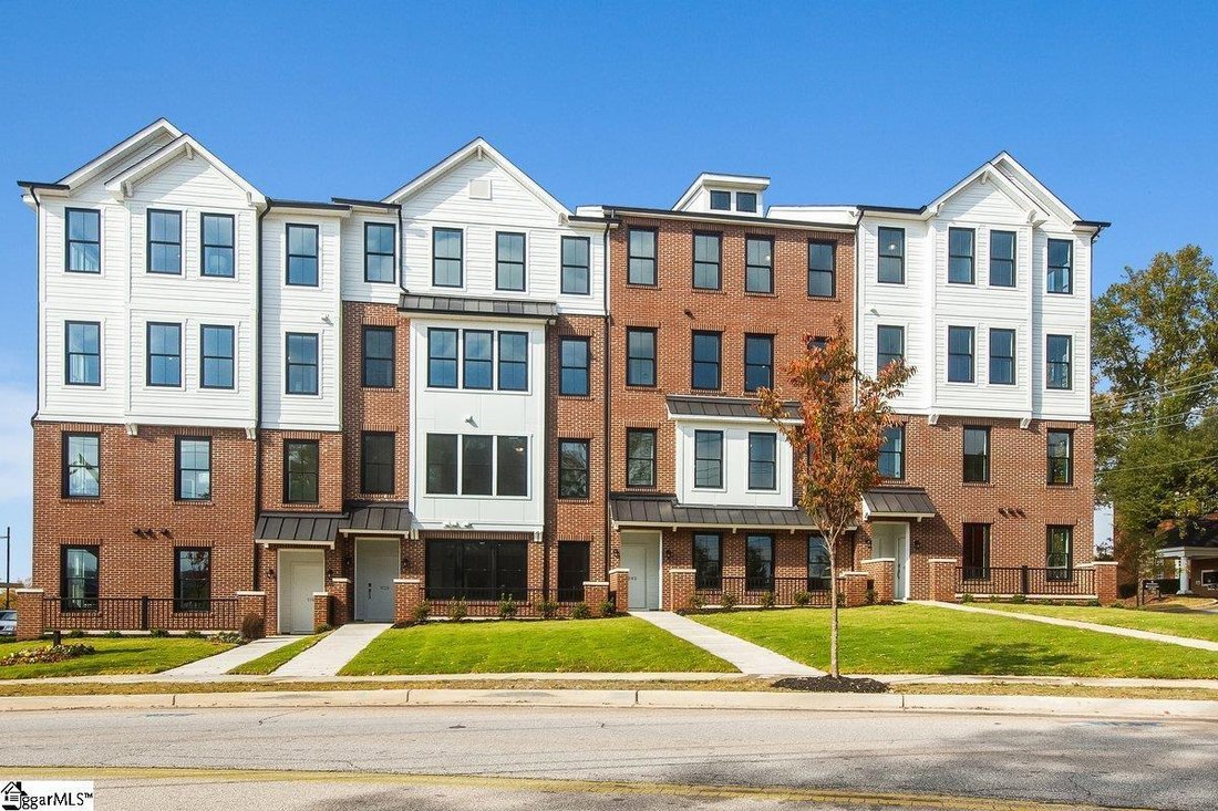 Condo in Greenville, South Carolina, United States 1 - 18354355
