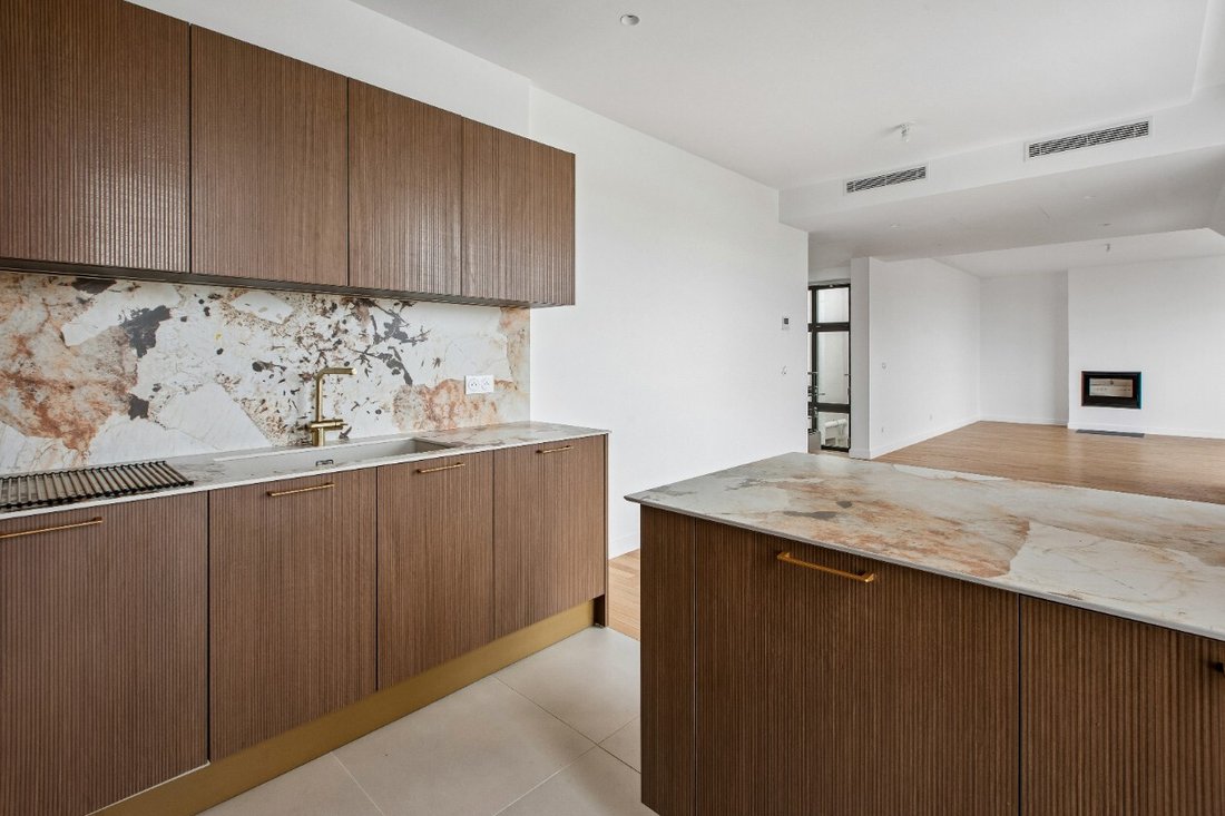 Apartment in Saint Philippe du Roule, Paris 8e Arrondissement, Paris 5 - 18353601
