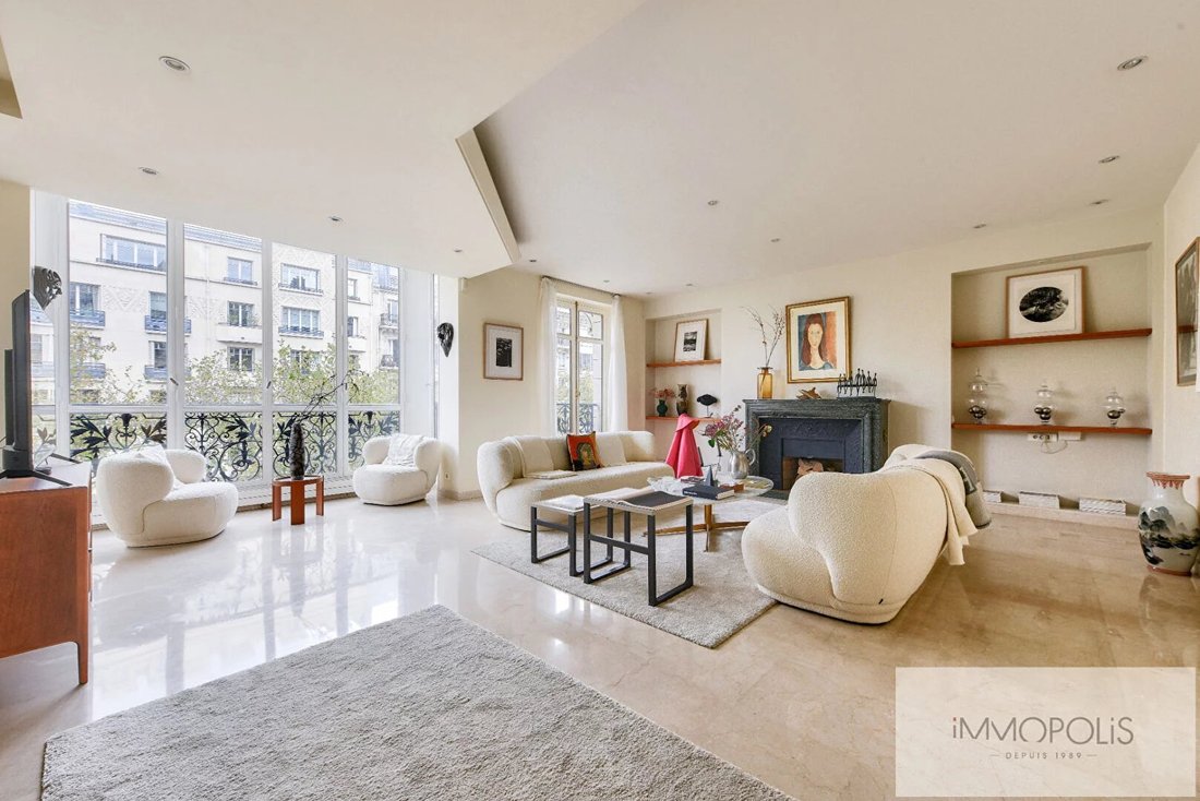Apartment in Ecole Militaire, Paris 7e Arrondissement, Paris 2 - 18353505